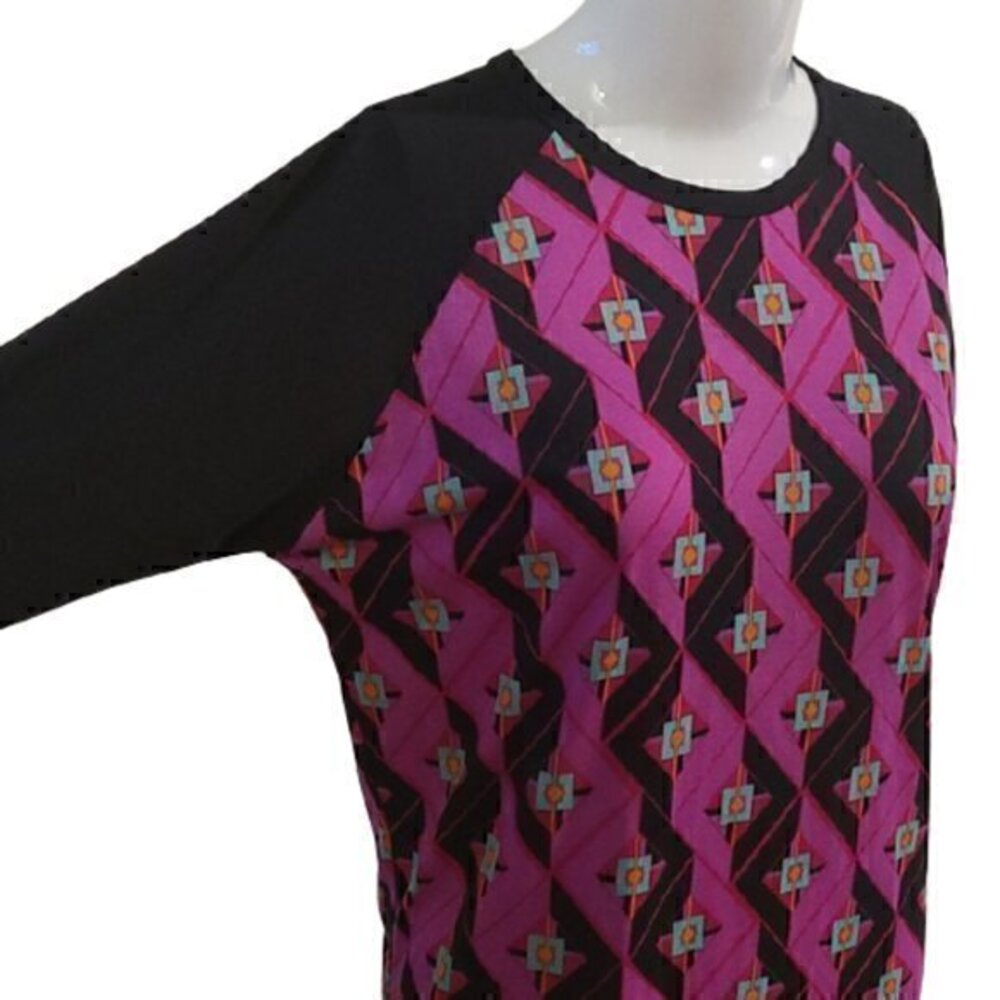 [LulaRoe] Box Randy Tee - Size S